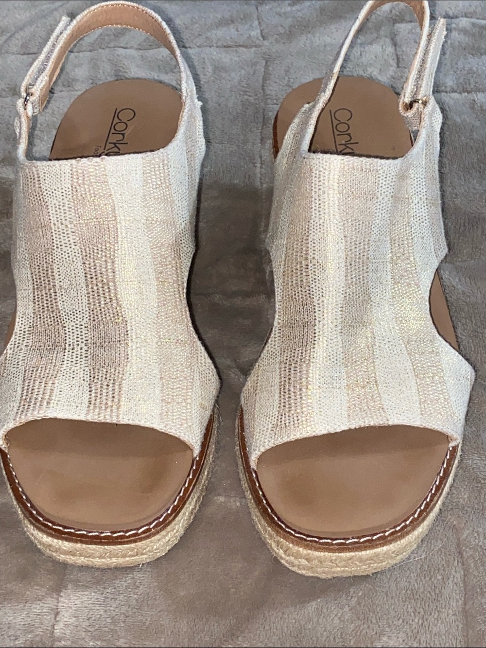 CORKYS WO‎ SIZE 10 Beige and Cream Stripe Espadrille Wedge Sandals EUC